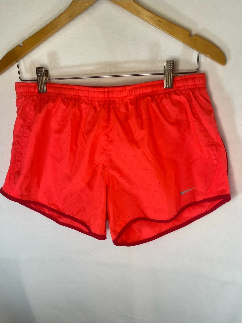 Nike Women's Dri-Fit Neon Coral Orange Triangle Print Athletic Running Shorts M